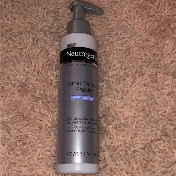 Neutrogena skincare set - Picture 3 of 5